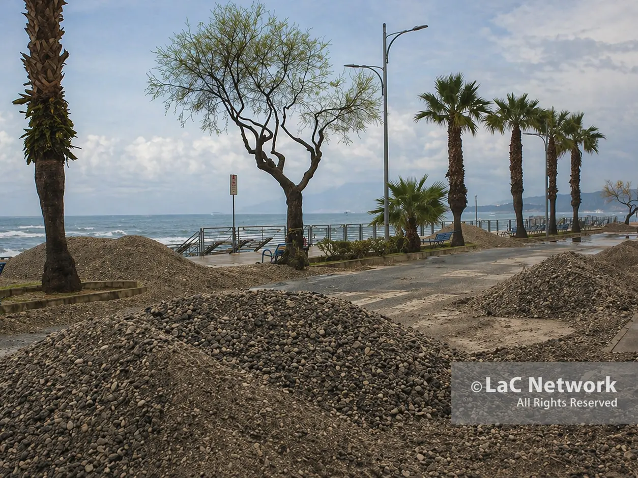 In Calabria l’estate partirà in ritardo: negli stabilimenti colpiti dal ciclone Harry «lavori a rilento e clima di sfiducia»