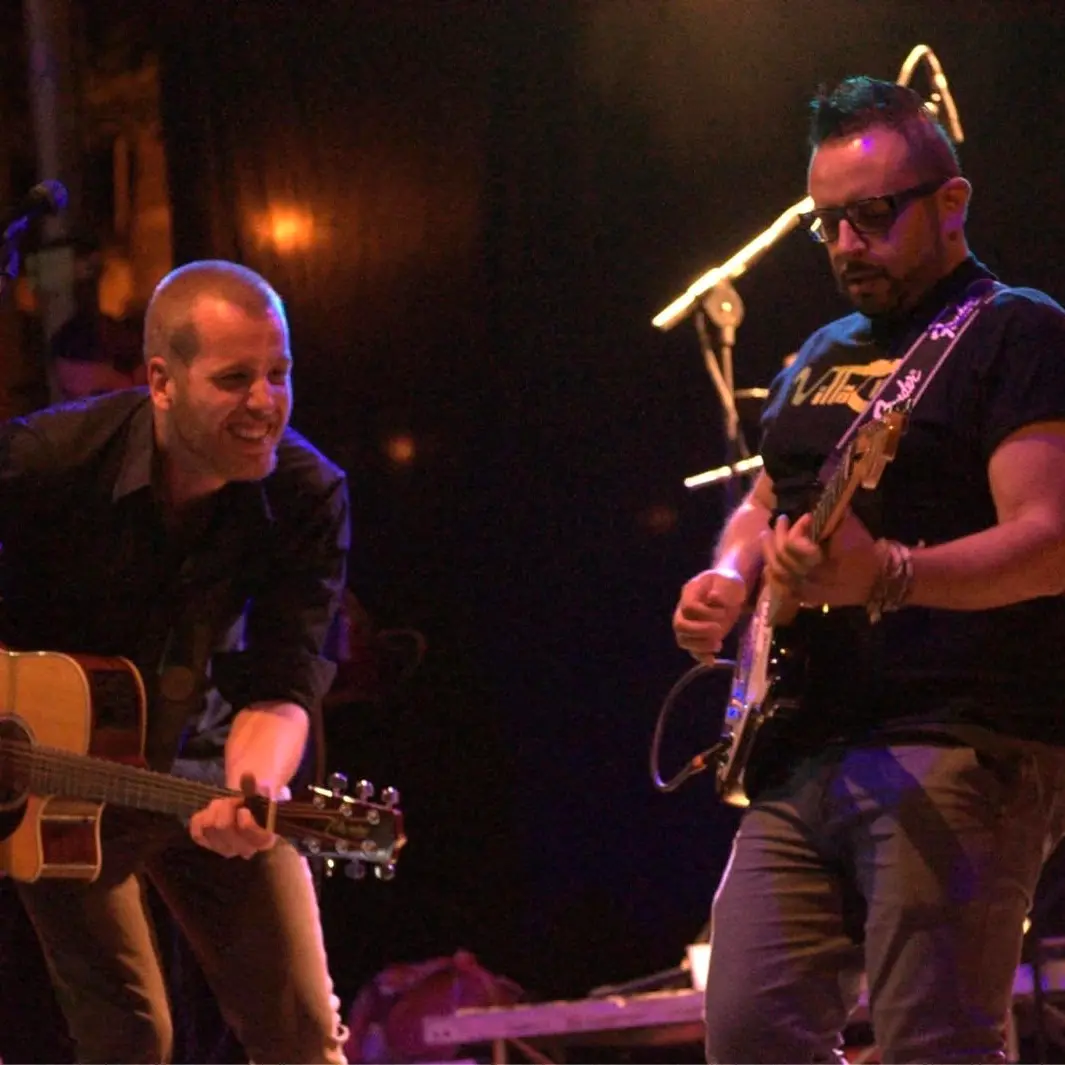 Il musicista calabrese Luca Altomare firma “Tribute N°1”,\u00A0un viaggio musicale tra sogno e memoria\n