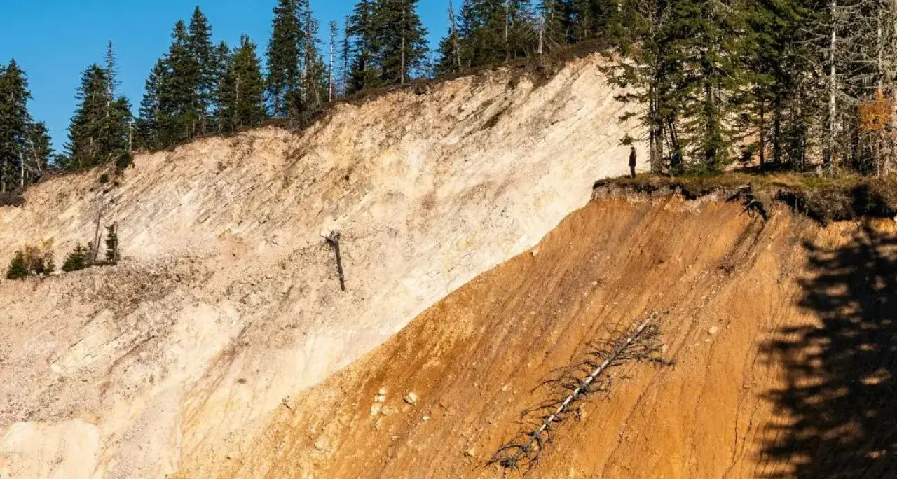 “Sinergie” per la Resilienza: Unical e No.Do Formazione contro il dissesto idrogeologico\n