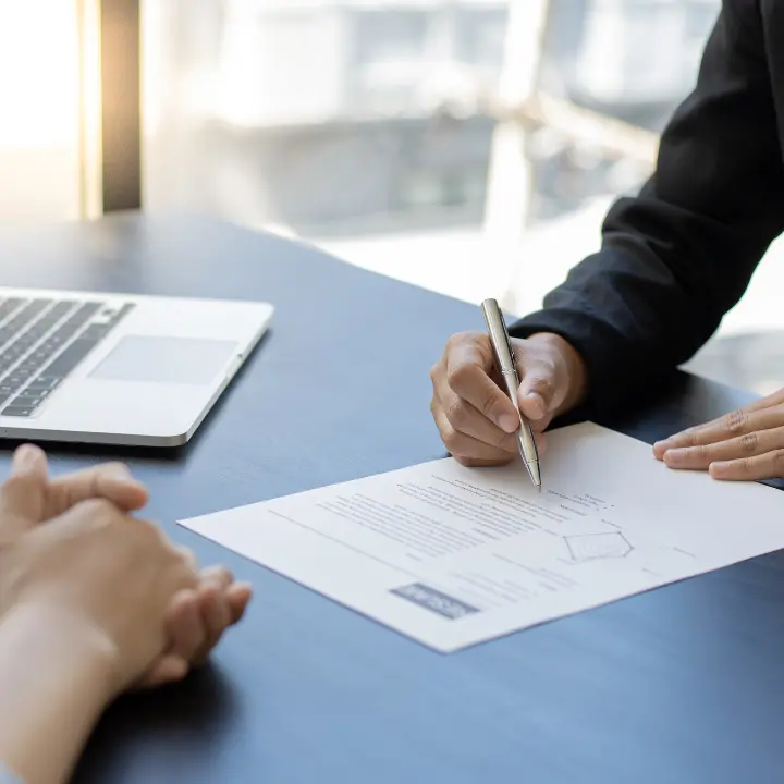 <p>In Europa occupazione record nel 2025 ma l’Italia resta<span style=\"color:hsl(0, 75%, 60%);\"> fanalino di coda</span>, pesa il divario nel lavoro femminile</p>