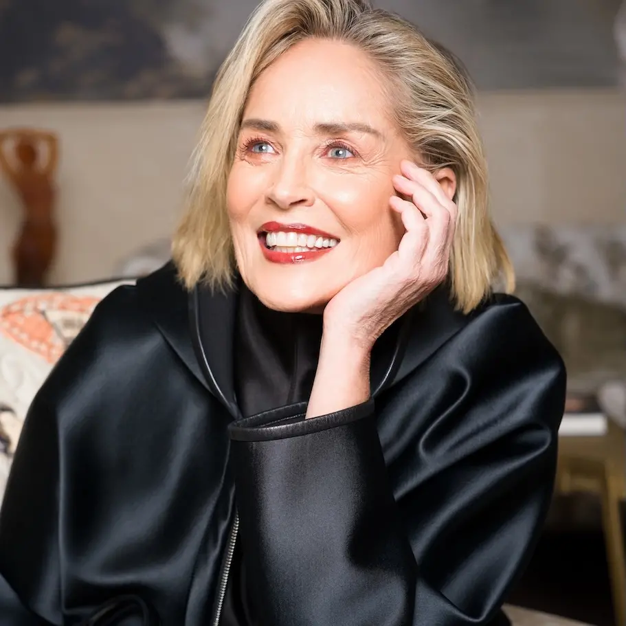 Sharon Stone a Soverato al Magna Grecia Film Festival, l’icona di Hollywood riceverà la colonna d’oro\n