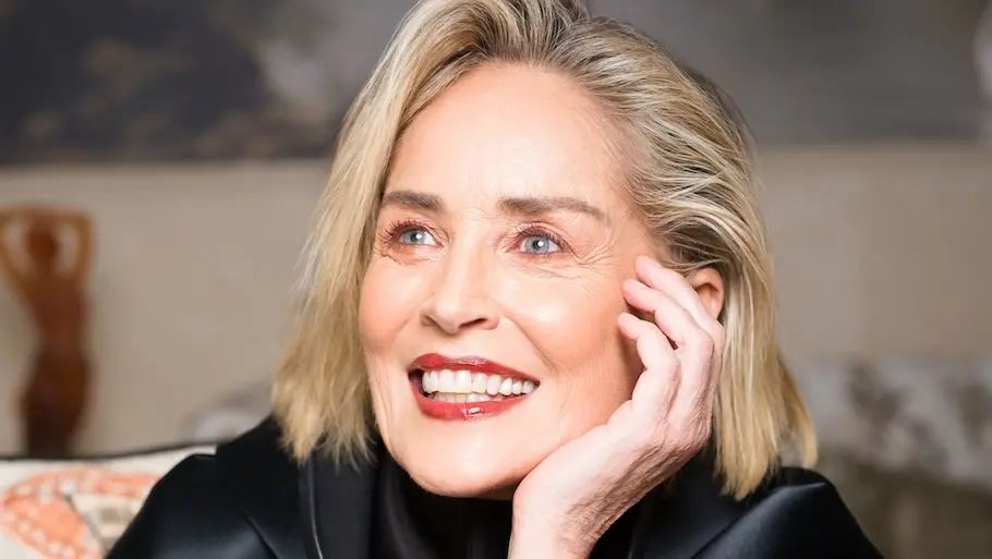 Sharon Stone a Soverato al Magna Grecia Film Festival, l’icona di Hollywood riceverà la colonna d’oro\n