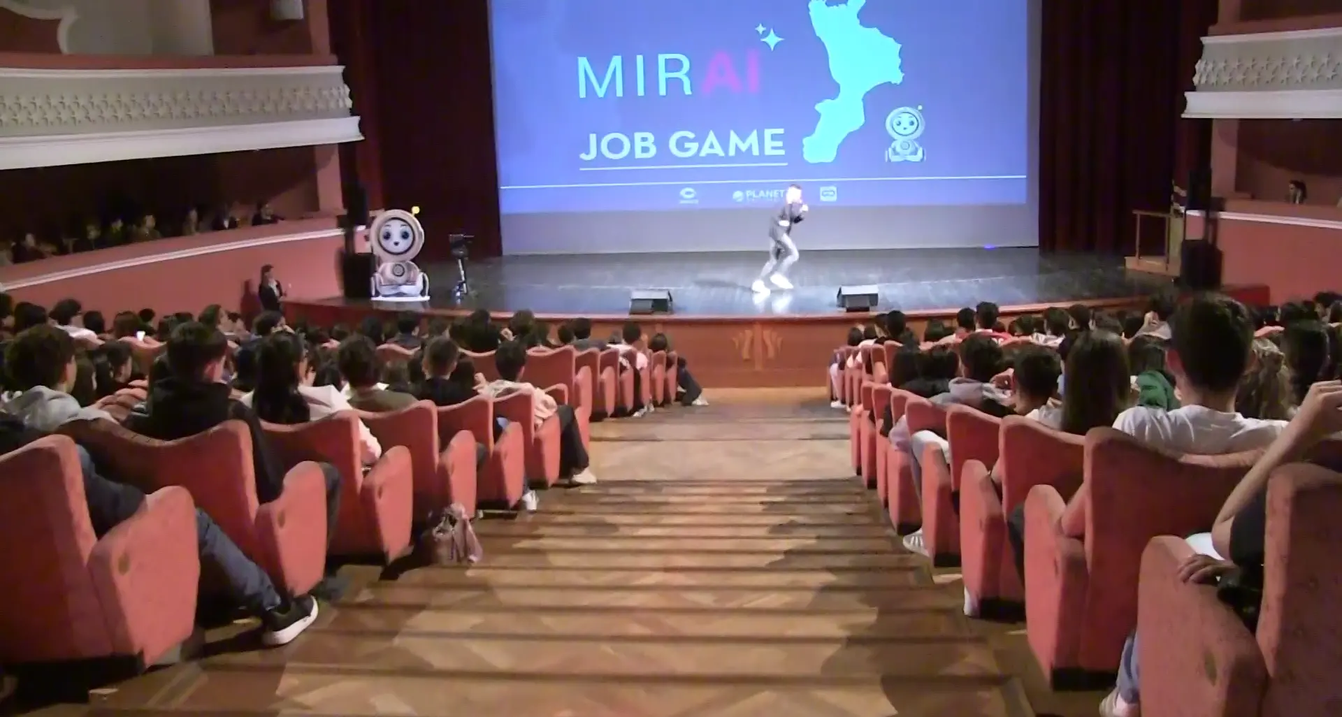 Mirai Job Game: la semifinale catanzarese al Politeama se la aggiudica il “Galilei” di Lamezia