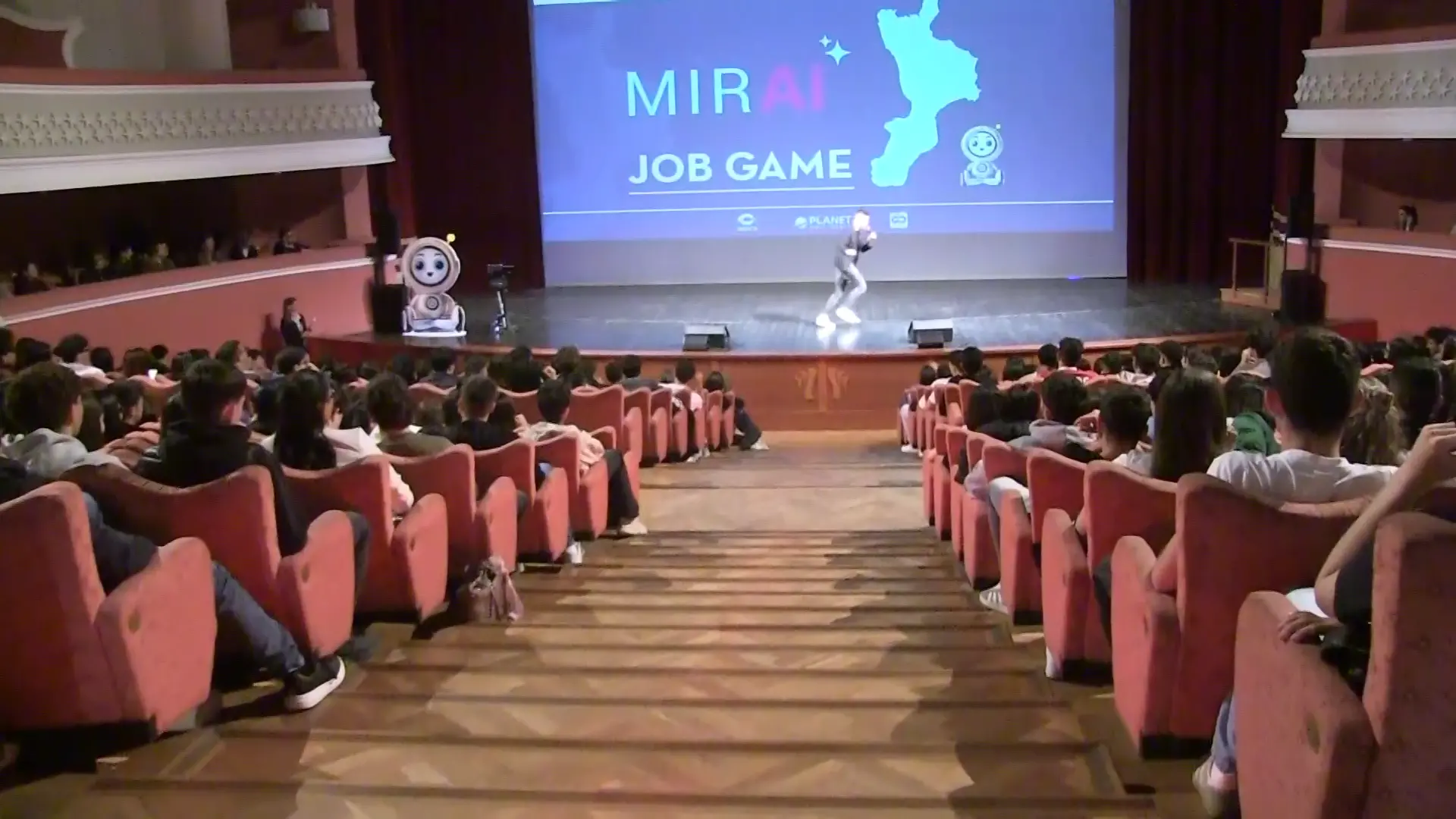 Mirai Job Game: la semifinale catanzarese al Politeama se la aggiudica il “Galilei” di Lamezia