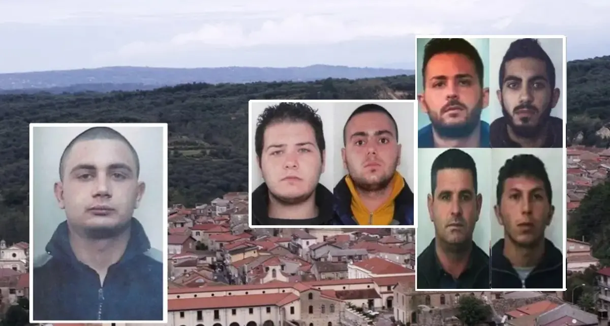 Scontro tra clan nelle Preserre, il tentato omicidio a colpi di kalashnikov\u00A0di Domenico Zannino contestato a 7 indagati\n