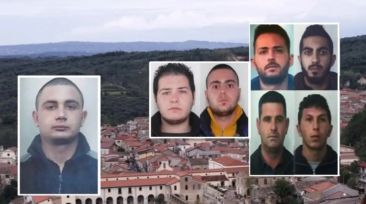 Scontro tra clan nelle Preserre, il tentato omicidio a colpi di kalashnikov\u00A0di Domenico Zannino contestato a 7 indagati\n