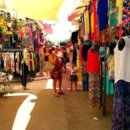 Mercato settimanale a Vibo Marina, le opposizioni chiedono che torni nel centro della frazione: «Adesso ci sono le condizioni»\n