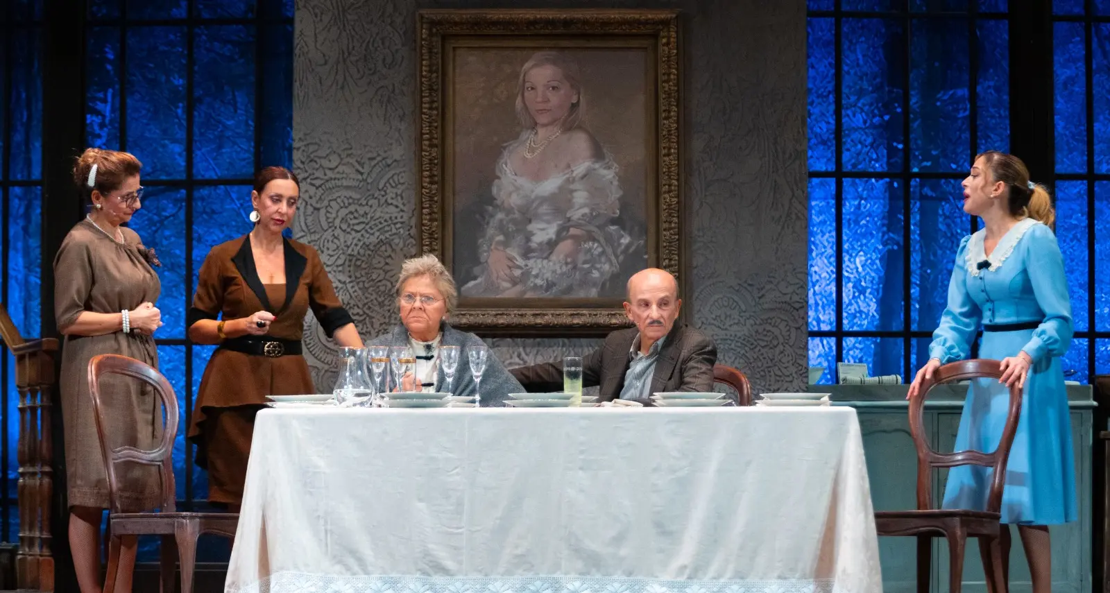 Carlo Buccirosso chiude la stagione del Rendano con “Qualcosa è andato storto”\n