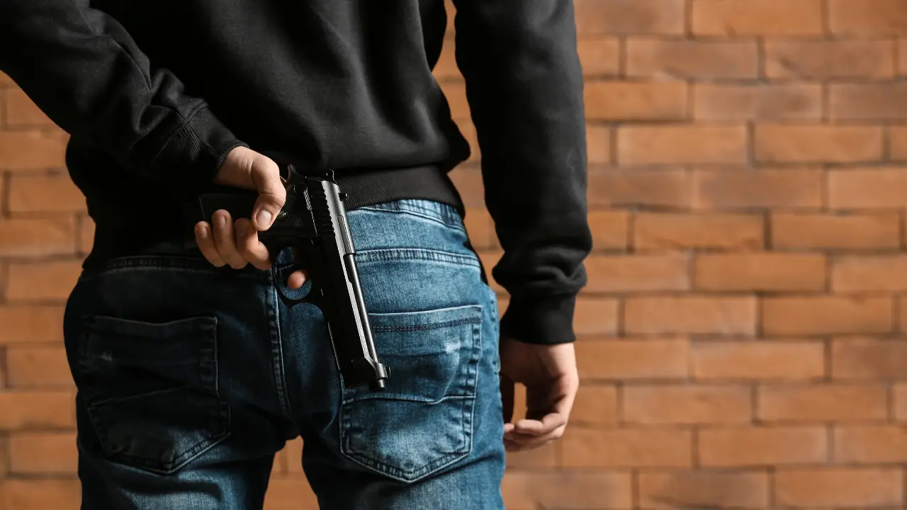 <p>L’omicidio di Salvatore Inzillo nella versione della sorella Viola: «Lo hanno ucciso perché abbiamo parlato troppo»</p>