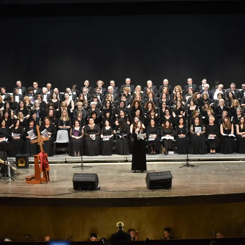 “Christus Vincit IV – Un concerto per la vita”, emoziona il\u00A0Teatro Cilea\n