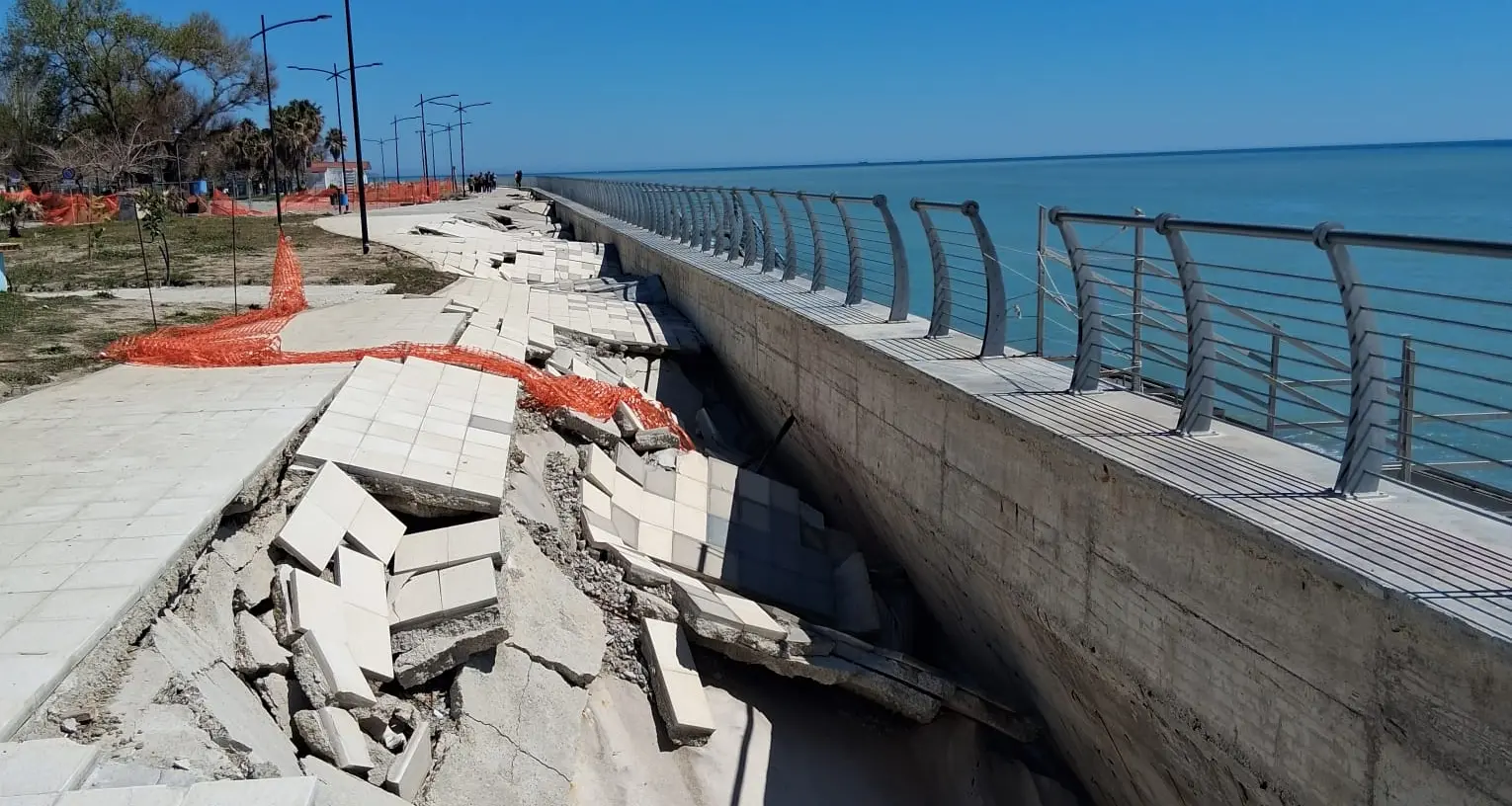 Lungomare di Caulonia: il Comune sollecita formalmente gli Enti nazionali. «Tre mesi senza risposte dopo il ciclone Harry»\n