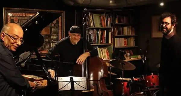 Il jazz pronto a invadere Vibo Valentia: arriva il\u00A0Sabin Todorov Trio. Ecco quando sarà il concerto\n