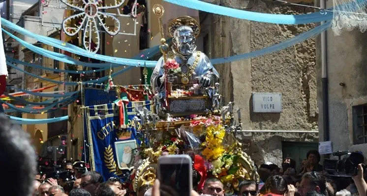 Paola celebra San Francesco: il programma dei solenni festeggiamenti dal 24 aprile al 4 maggio\n