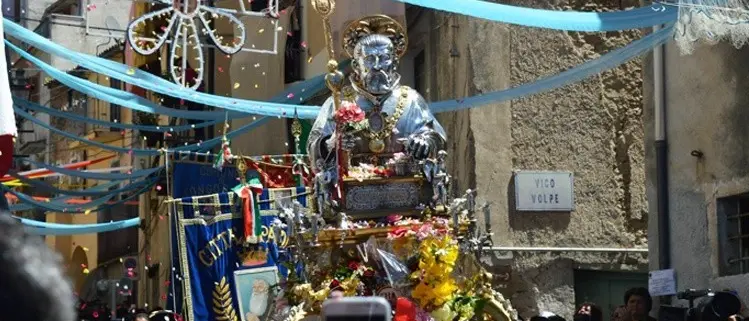 Paola celebra San Francesco: il programma dei solenni festeggiamenti dal 24 aprile al 4 maggio\n