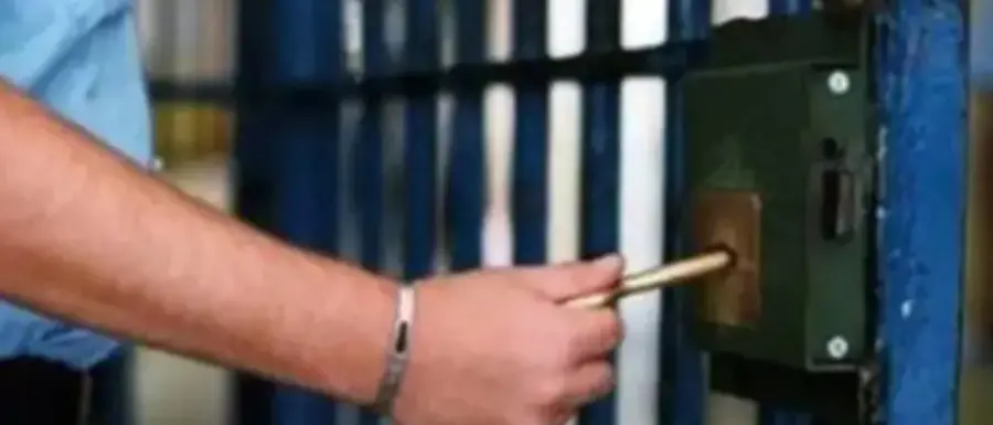 Operazione Jerakarni, lascia il carcere per i domiciliari la sorella degli Emanuele\n