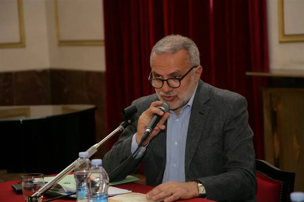 Bitumazione strade a Cosenza, l’Ufficio Stampa del Comune\u00A0alla minoranza: «Comunicazione corretta»\n