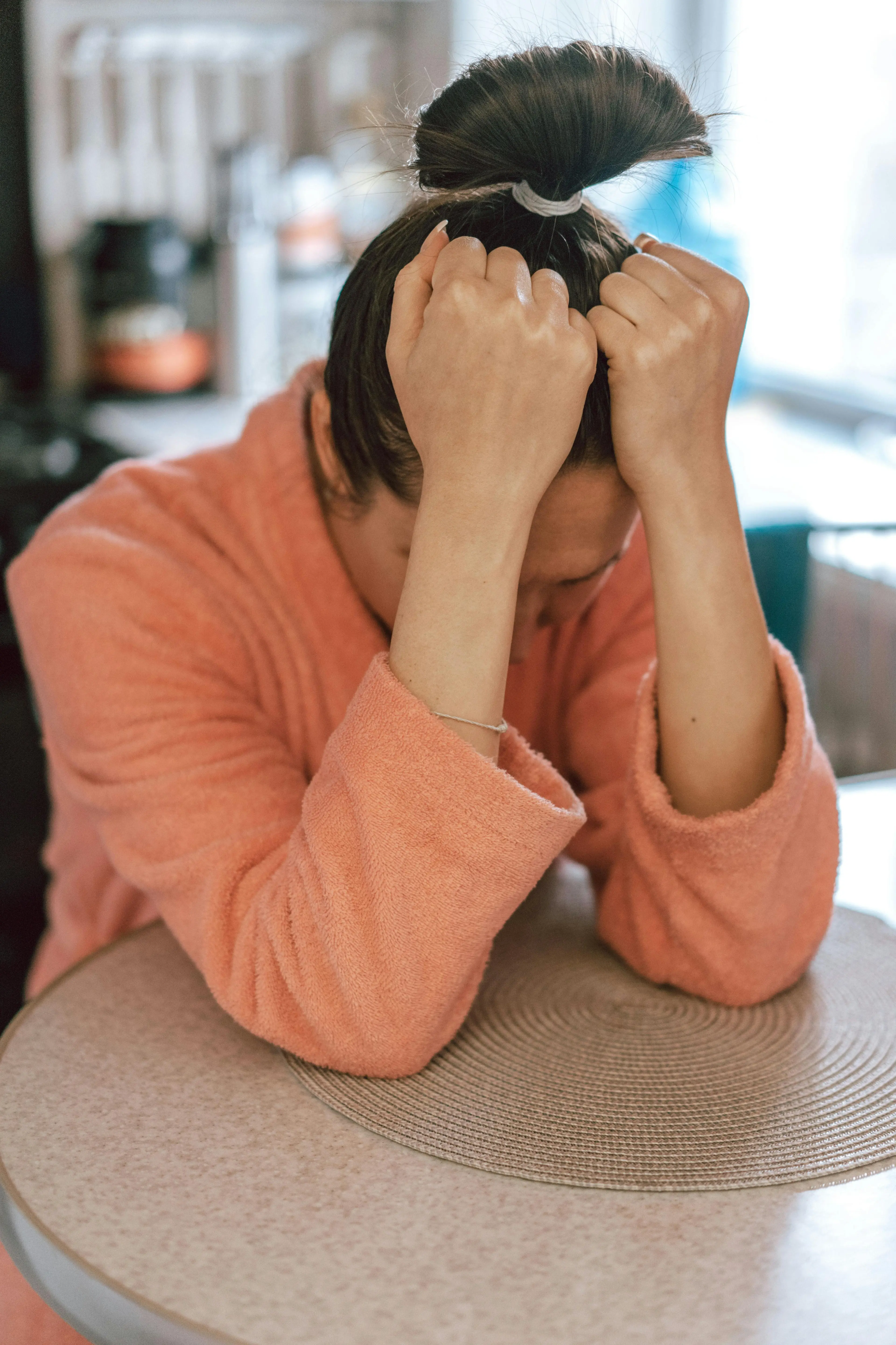 Psicologi e psichiatri sulla tragedia di Catanzaro: «Nessuna donna deve rimanere sola con il proprio dolore»\n