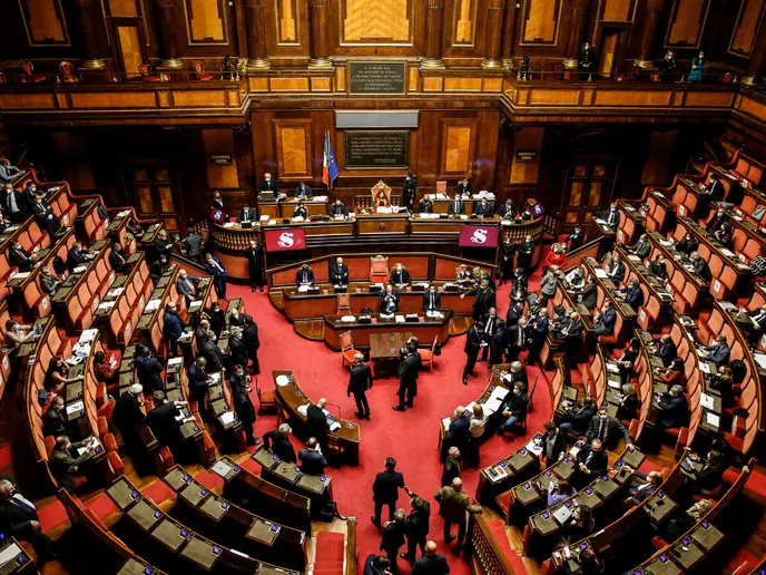 La sanità in Calabria spacca il centrodestra: la Lega si vendica dopo il No di Fi sul canone Rai e boccia un emendamento di Lotito