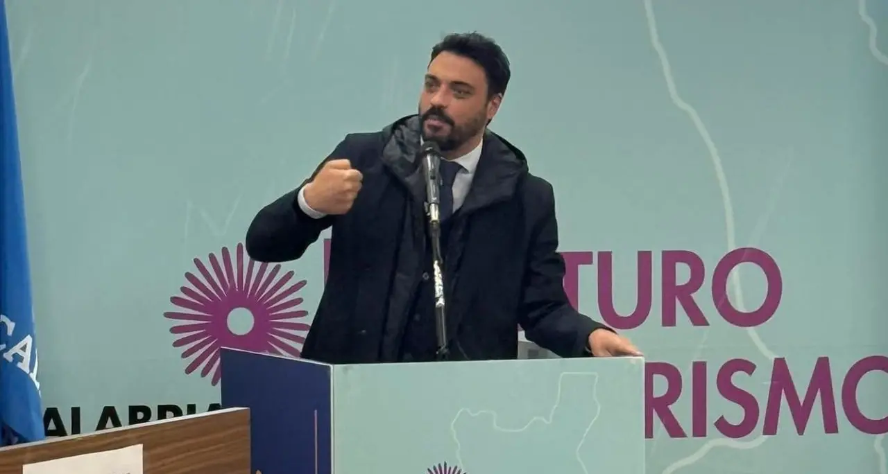 <p><span style=\"color:hsl(0, 75%, 60%);\">Elezioni a Serra</span>, LiberaMente inaugura la sede. Barillari: «Laboratorio di idee con la porta sempre aperta»</p>