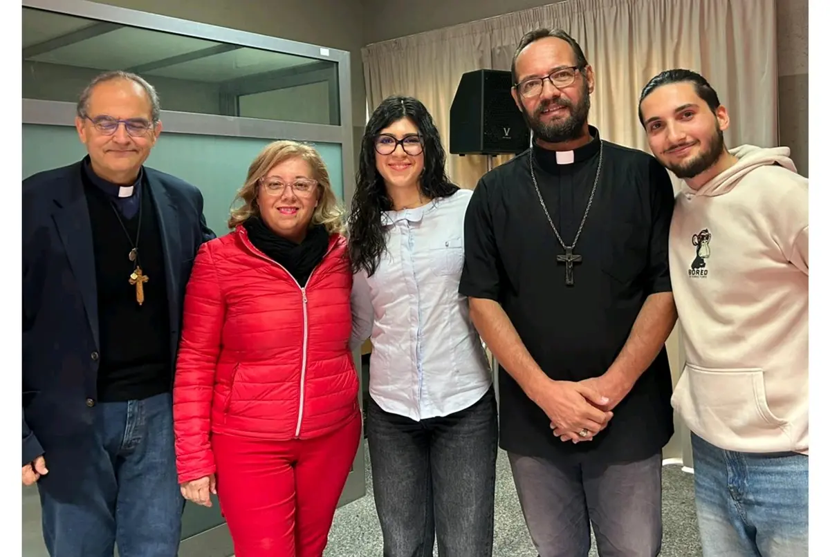 Al liceo scientifico Zaleuco, l’incontro con\u00A0monsignor\u00A0Christian Carlassare\n