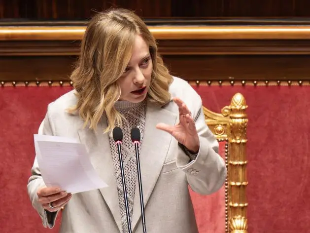L’Italia “punita” da Bruxelles per il disavanzo, l’ira di Giorgia Meloni: «Colpa del Superbonus del Governo Conte»