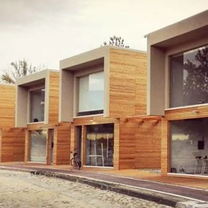 A Cosenza i BoCsArt vengono lasciati a marcire. Da anni neanche l’ombra di un recupero\n