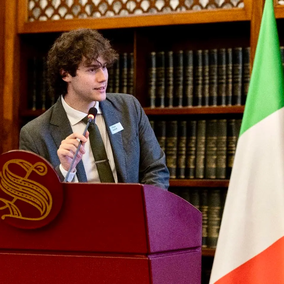 Reddito di merito, uno studente calabrese contesta i criteri: «Così si creano disuguaglianze»\n