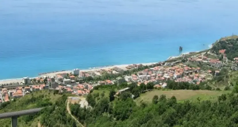 Primo maggio, a Guardia Piemontese giornata di musica e poesia: sul palco 10 band locali\n