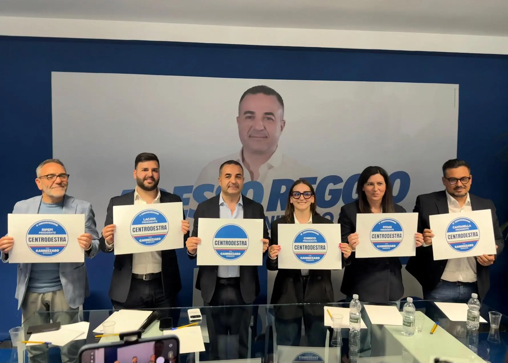 Il Centrodestra presenta i candidati presidenti e Cannizzaro avverte: «Il nostro progetto cammina insieme»\n