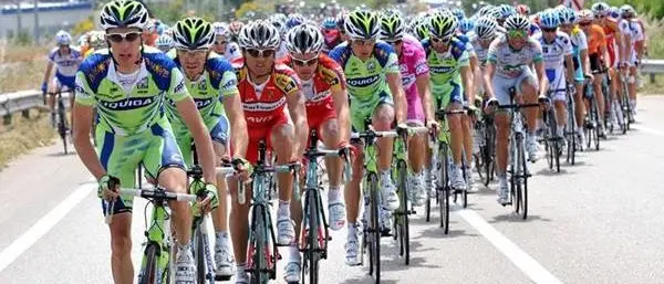 Giro d’Italia: incontro con commercianti e operatori balneari in vista della tappa del 12 maggio (LINK)\n