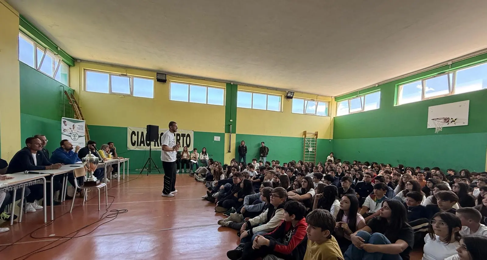 Rende, alla De Coubertin una lezione sul corpo: sport, postura e salute per i più giovani –\u00A0FOTO E VIDEO\n