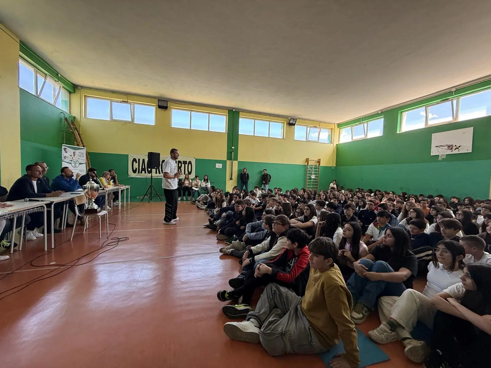 Rende, alla De Coubertin una lezione sul corpo: sport, postura e salute per i più giovani –\u00A0FOTO E VIDEO\n