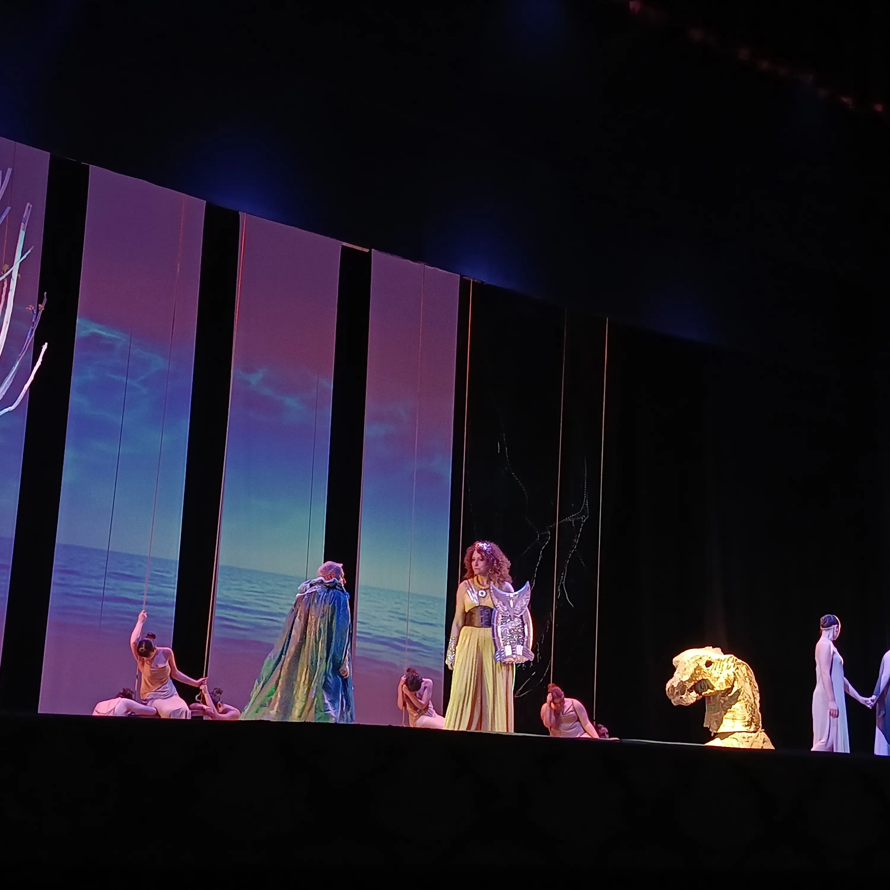 Tra formazione e professione: il Telesio di Cosenza stupisce con Ecuba e le Troiane\n