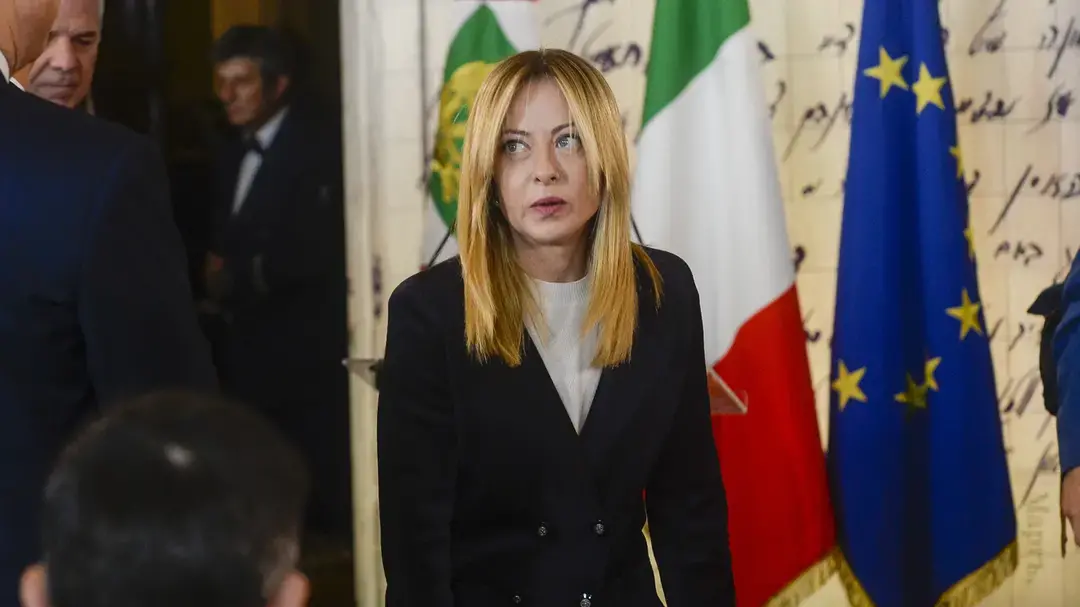 Crans-Montana, scontro Italia-Svizzera sulle spese mediche. Meloni: «Richiesta ignobile»\n