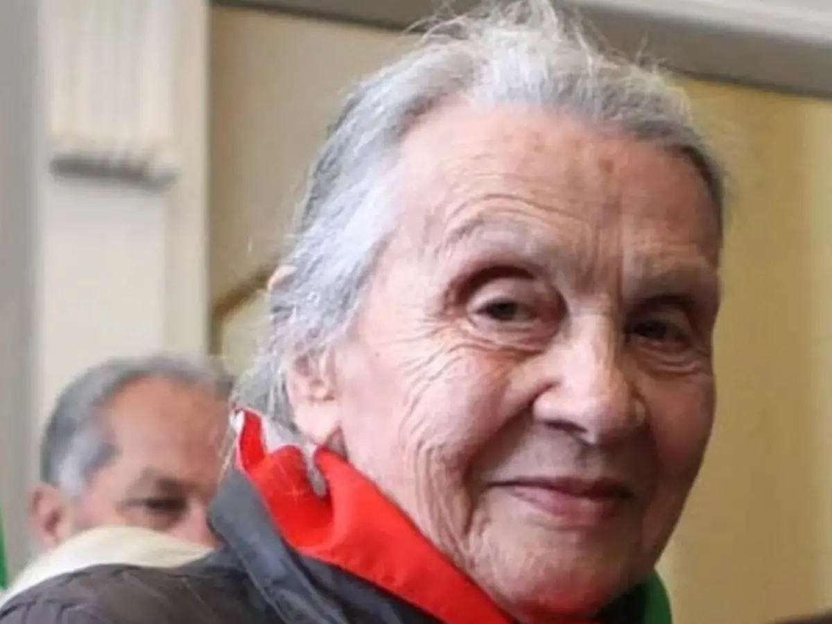 In memoria della staffetta partigiana Anna Condò: «Tra bandiere rosse e canti a rimuovere i simboli del fascio»