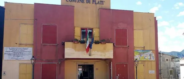 Colpo di scena a Platì, escluse due liste presentate: Sarica unico candidato\n