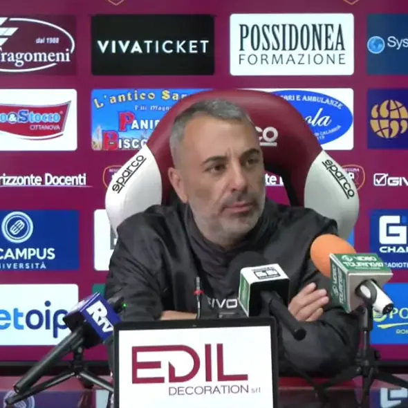 Verso Milazzo-Reggina, Torrisi: «Obbligo vincere, se affrontiamo la gara con sufficienza rischiamo una batosta»\n
