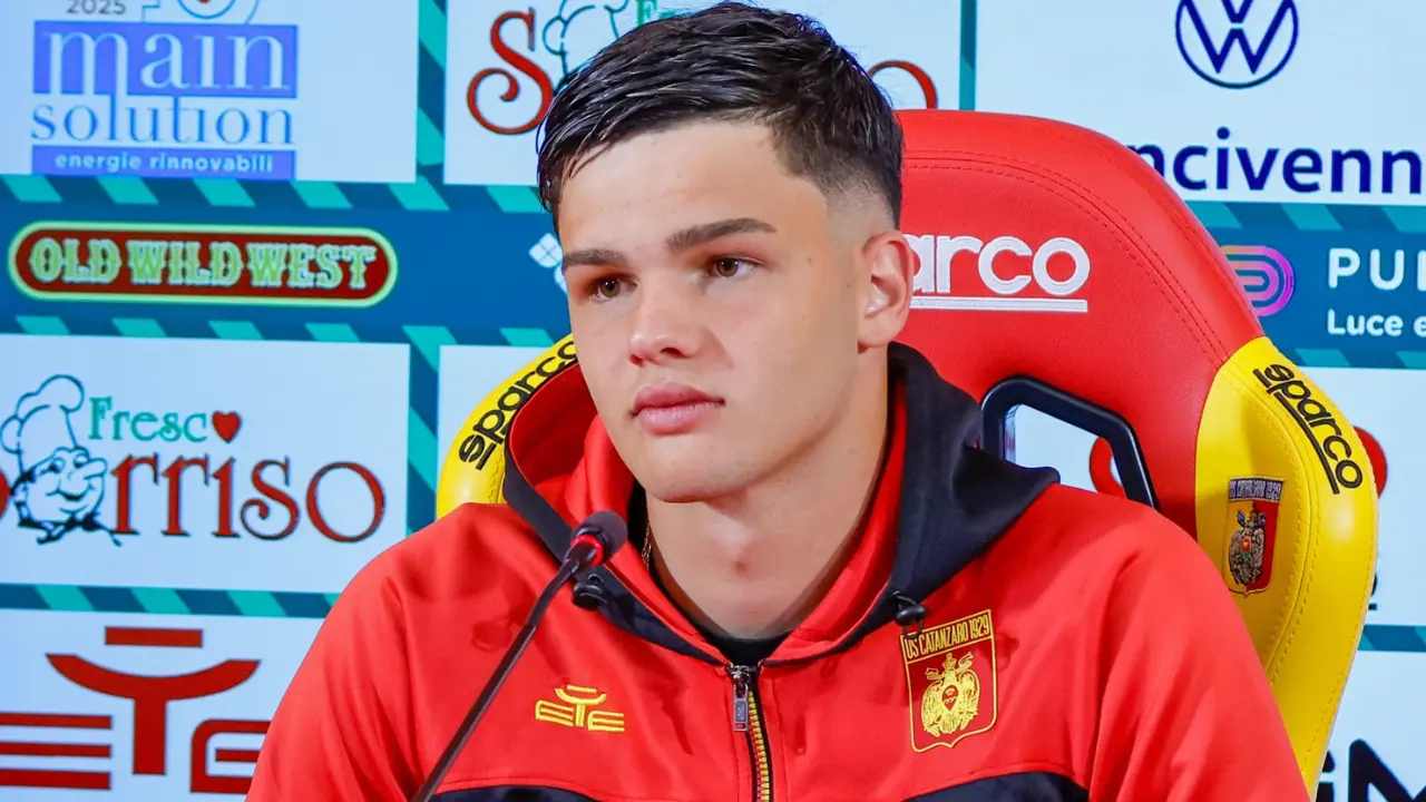 Il Catanzaro batte lo Spezia e vola, Felipe Jack decisivo: «Ho aspettato il mio momento, questo gruppo ti fa crescere ogni giorno»\n