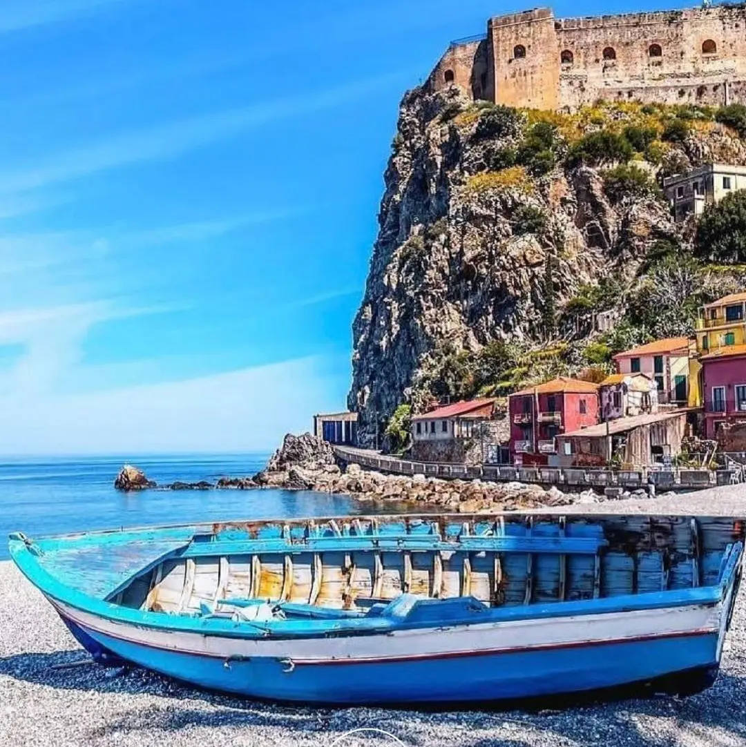 Sospesi tra mare e cielo\n