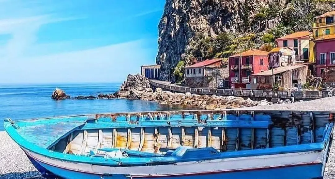 Sospesi tra mare e cielo\n