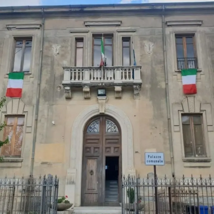 Caulonia,\u00A0riparata la pompa dell’acqua di Ursini e acquistata una nuova unità\n