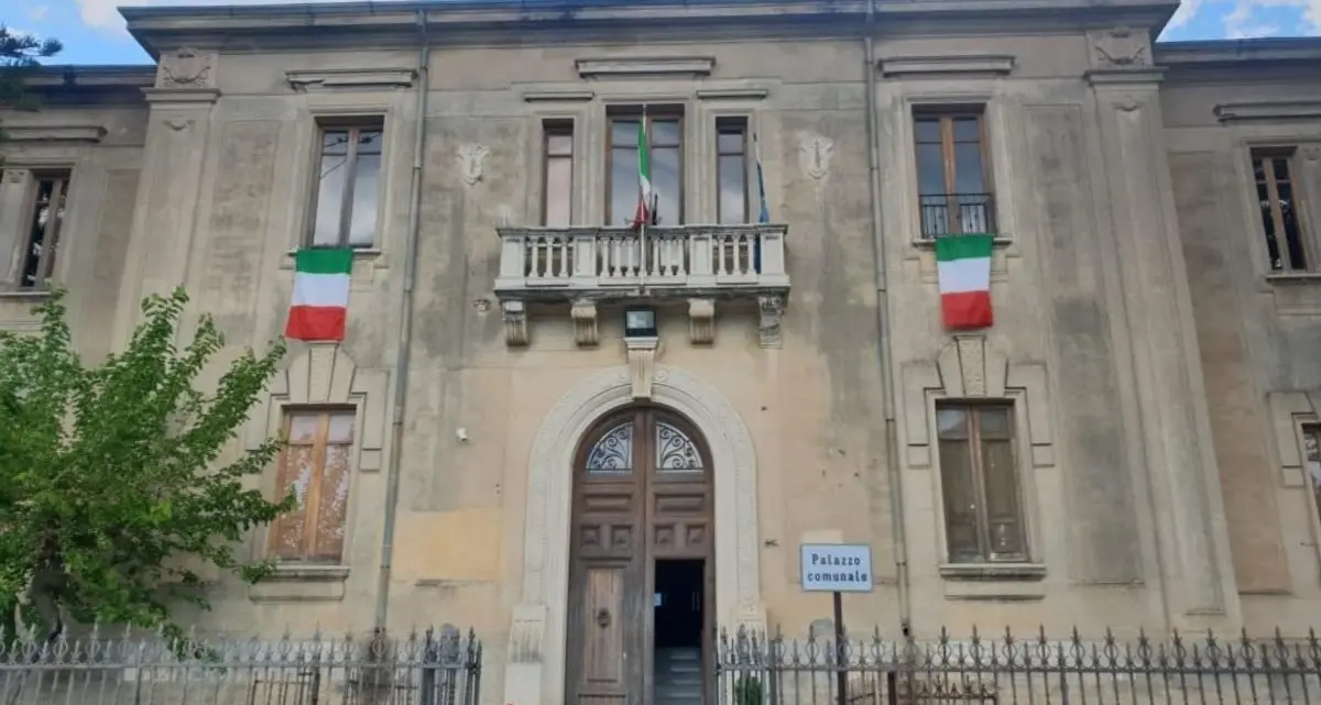 Caulonia,\u00A0riparata la pompa dell’acqua di Ursini e acquistata una nuova unità\n