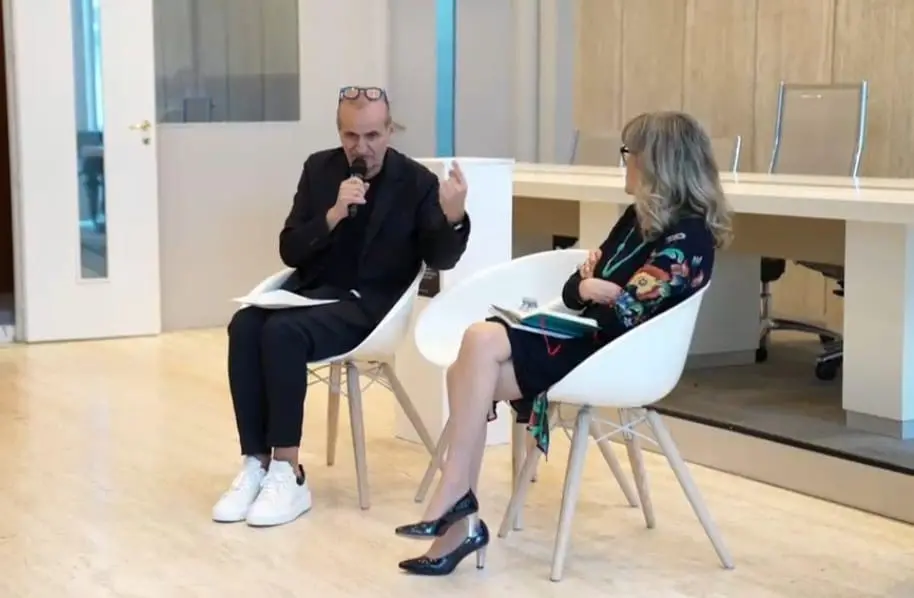 “Istruzioni per la fine del mondo”: dibattito al confine tra scienza e memoria