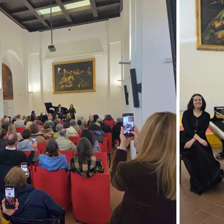 Successo al Valentianum per \"Tutto Verdi\",\u00A0pubblico in piedi per il concerto di Agimus: «I vibonesi premiano l’offerta culturale di qualità»\n