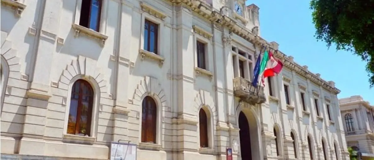 A Palazzo San Giorgio sorteggio dei candidati e delle liste: ecco le posizioni nella scheda elettorale\n