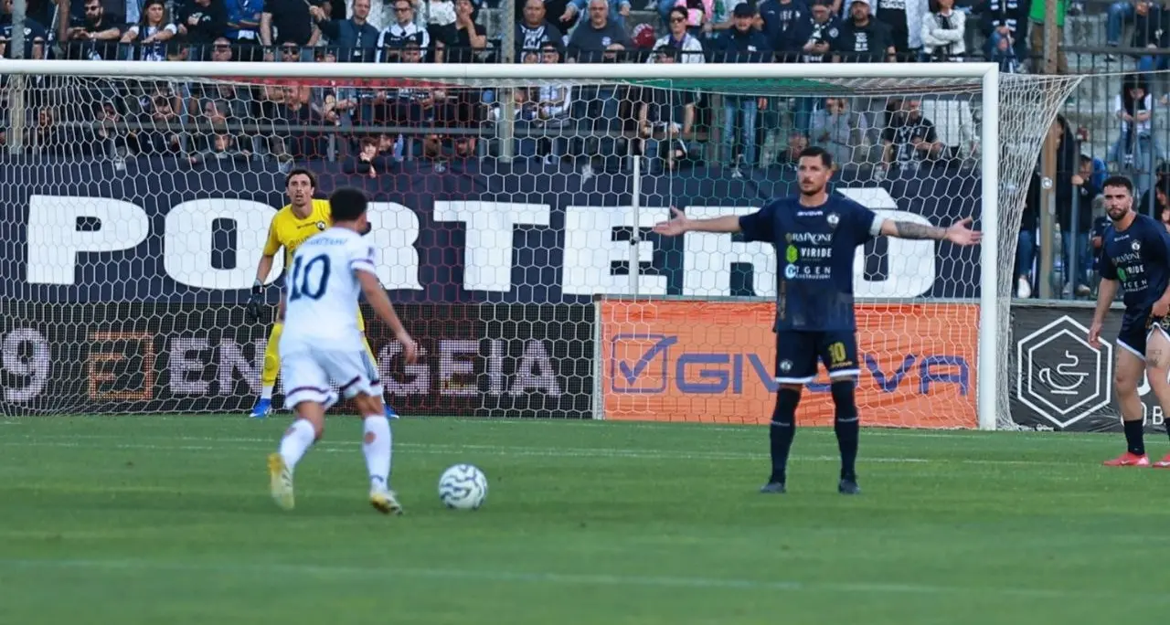 Cavese-Cosenza: il migliore dei lupi è\u00A0Florenzi. Caporale la combina grossa\n