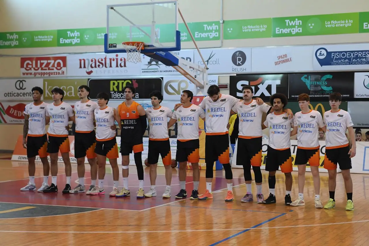 La Redel sfiora la rimonta: Catanzaro si aggiudica il derby (84-78)\n
