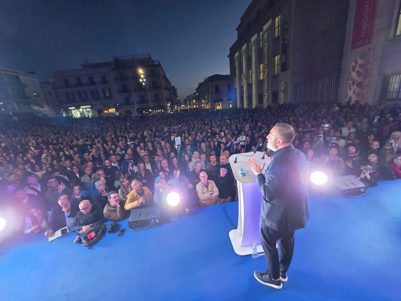 Cannizzaro apre la campagna elettorale: «Devo tutto a questa città, quando Reggio ha chiamato io ho risposto»\n