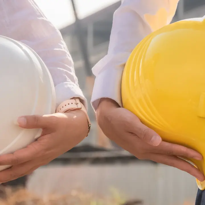 Infortuni sul lavoro in calo nel Vibonese, ma l’Asp avverte: «Alcuni comparti più esposti». E nel 2026 già 4 casi di cui uno mortale\n