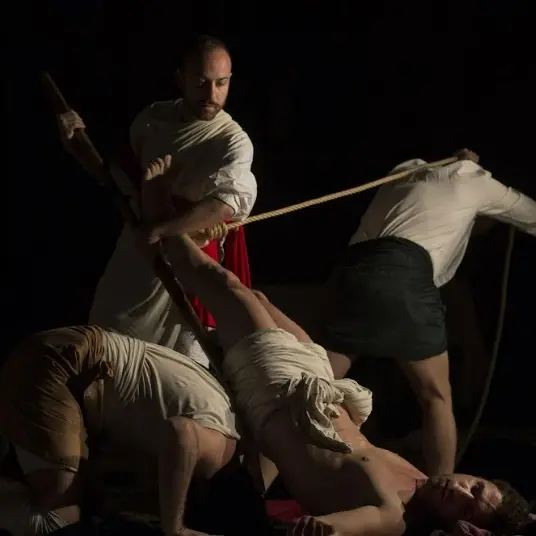 Teatro nei musei: al castello Aragonese di Reggio Calabria arrivano “I Tableaux Vivants da Caravaggio\n